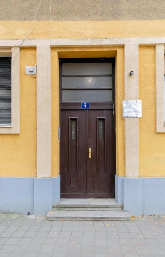 New Studio In The City Center Novi Sad Eksteriør billede